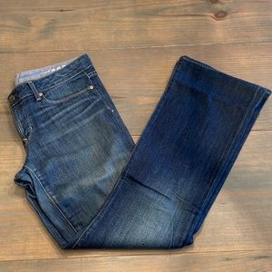 GAP 1969 Sexy Boot Jeans - women’s size 30/10 - Smoke & Pet Free 🏡